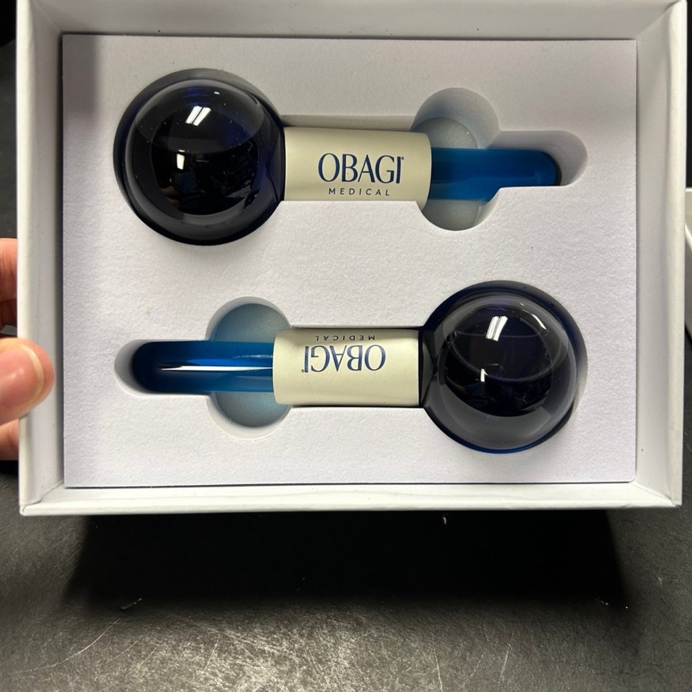 Obagi Dark Blue Glass Facial Applicators Duo